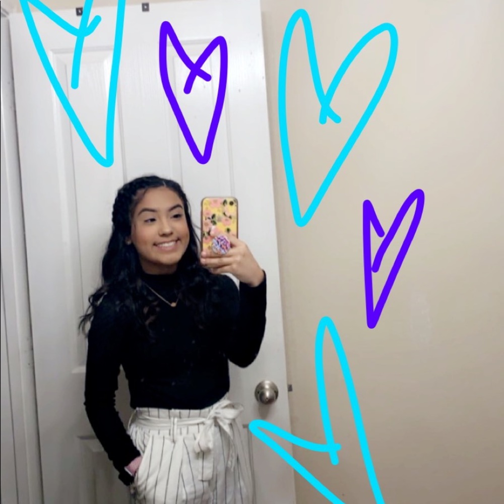 Meet your Posher, Yasmine